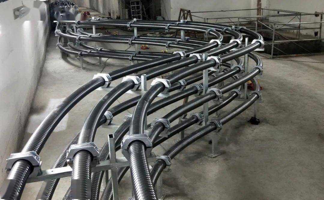 四川古瓦水电站220千伏高压电缆敷设完成