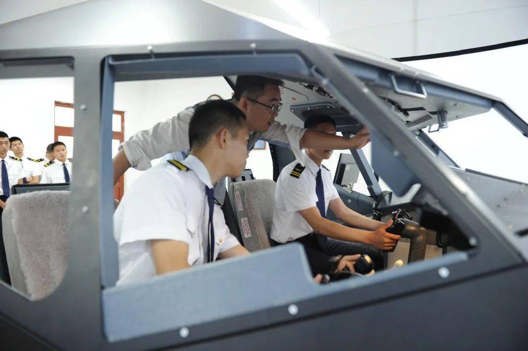 附件1滨州学院飞行技术专业招生自荐标准凡具有下列情况之一者,不符合