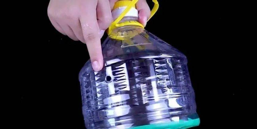 自从掌握这4个妙用方法,空油桶利用起来,好看又实用