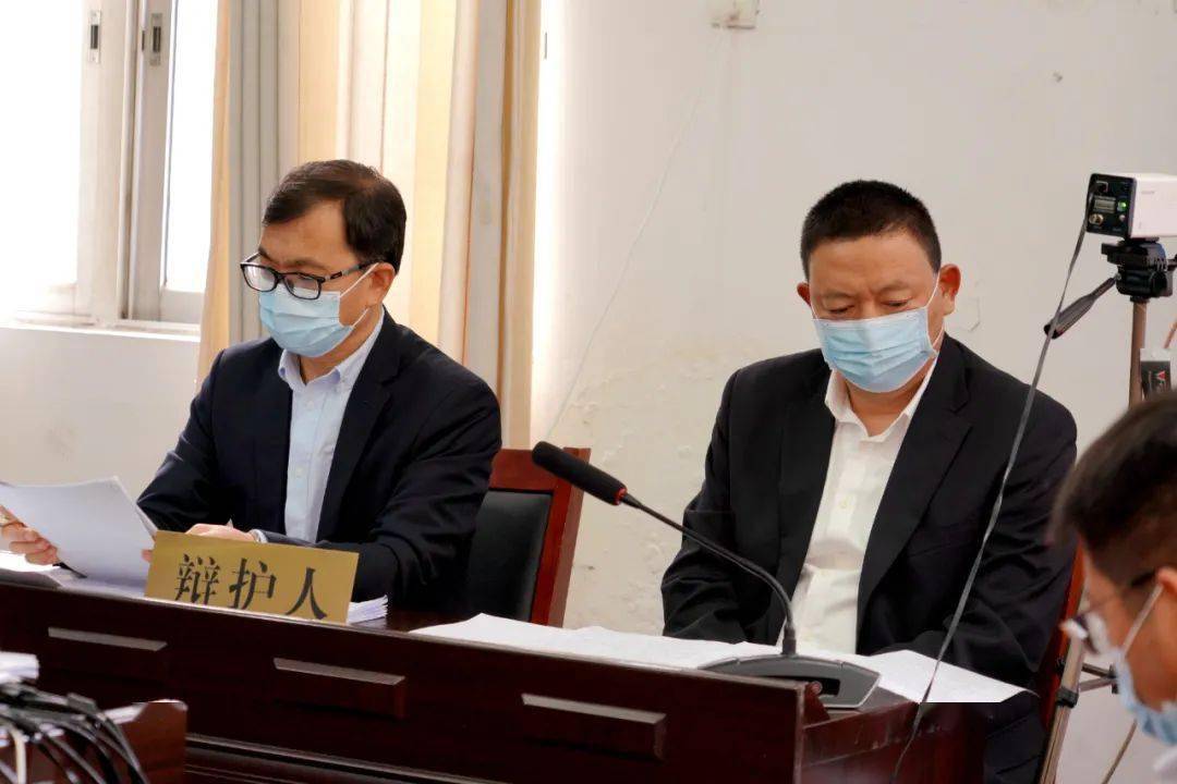 颍上法院公开审理一恶势力犯罪团伙案件_牛学礼