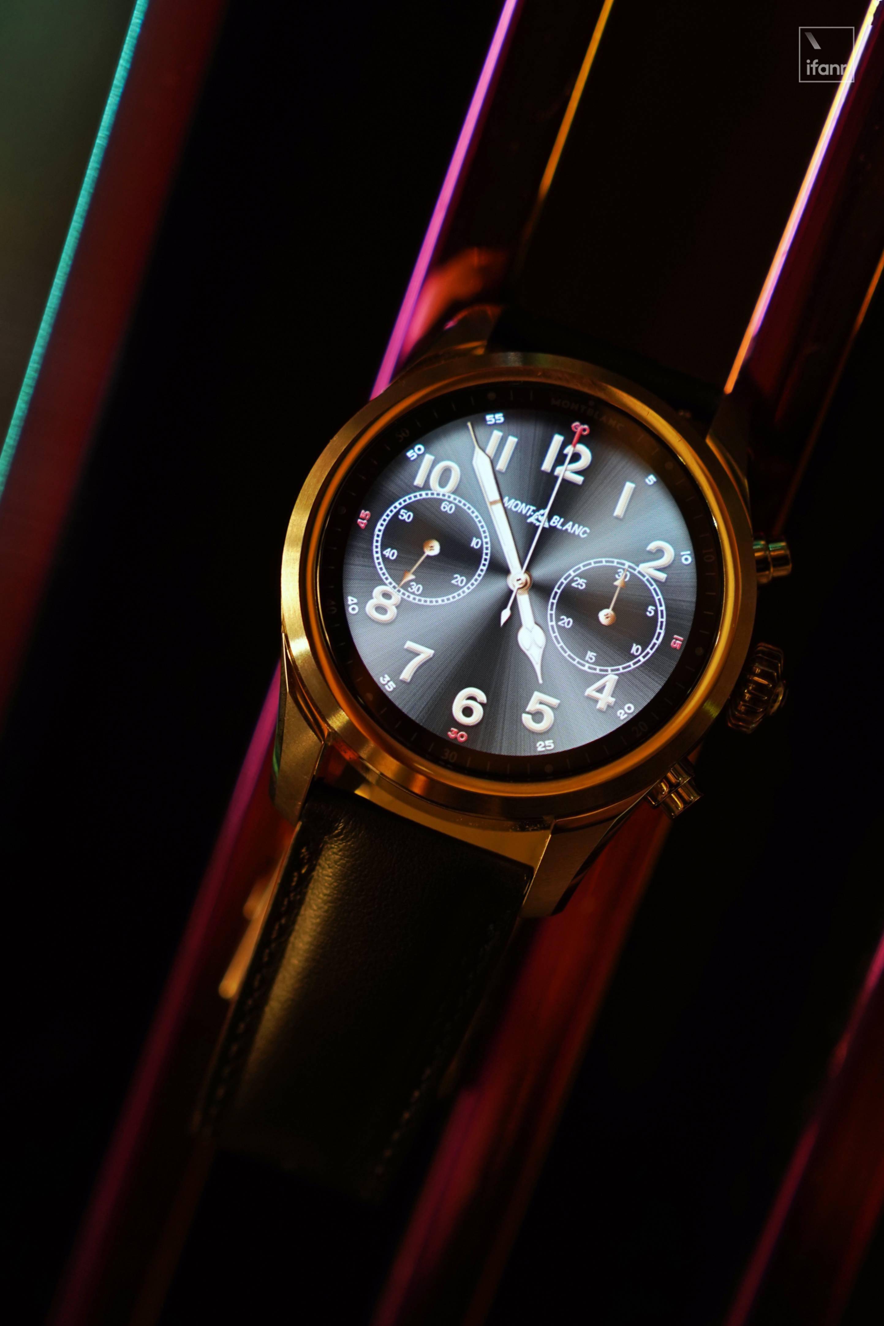 万宝龙summit2图赏老派绅士和数码极客的折中之选