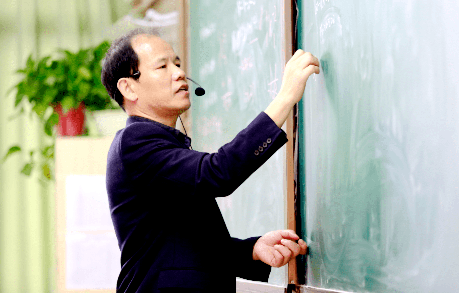 马鞍山一教师拟获我国中学数学教育界最高奖