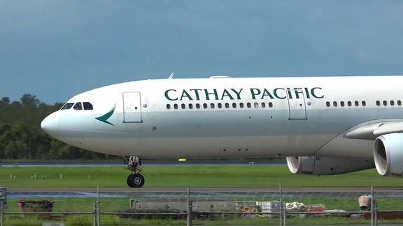 国泰航空空客a330343飞机强力完成短距离起飞布里斯班机场