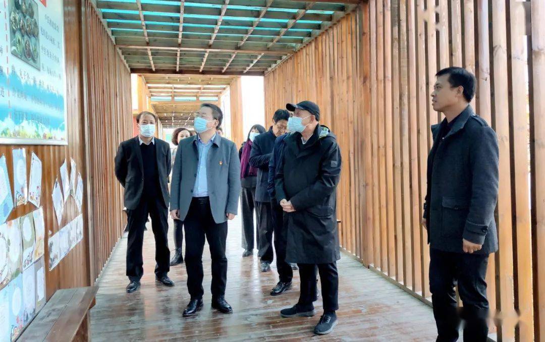 慕华成志助力我县打造优质教育!