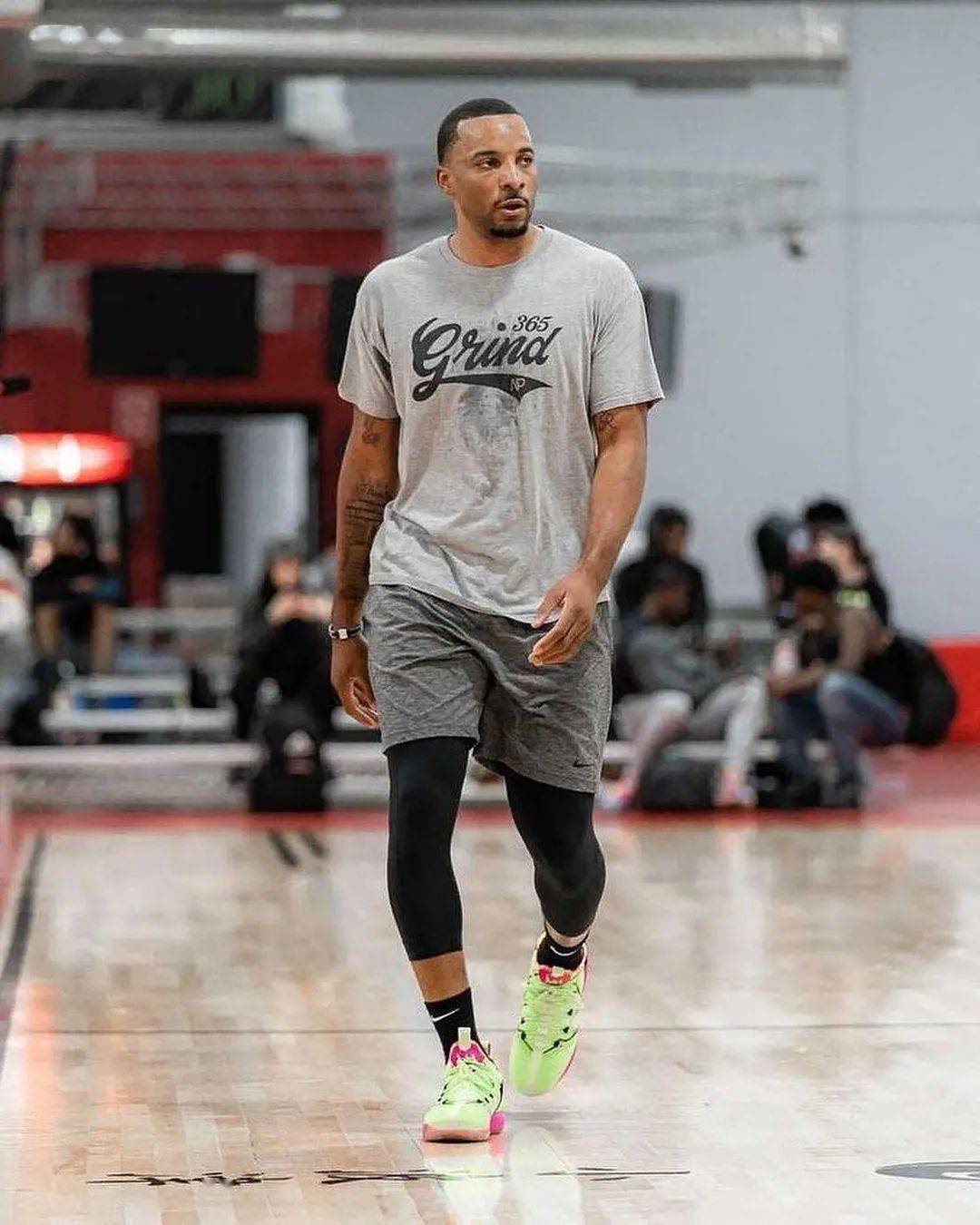 国产球鞋牛逼尼克杨上脚全城8又一个准备加入李宁的nba球员