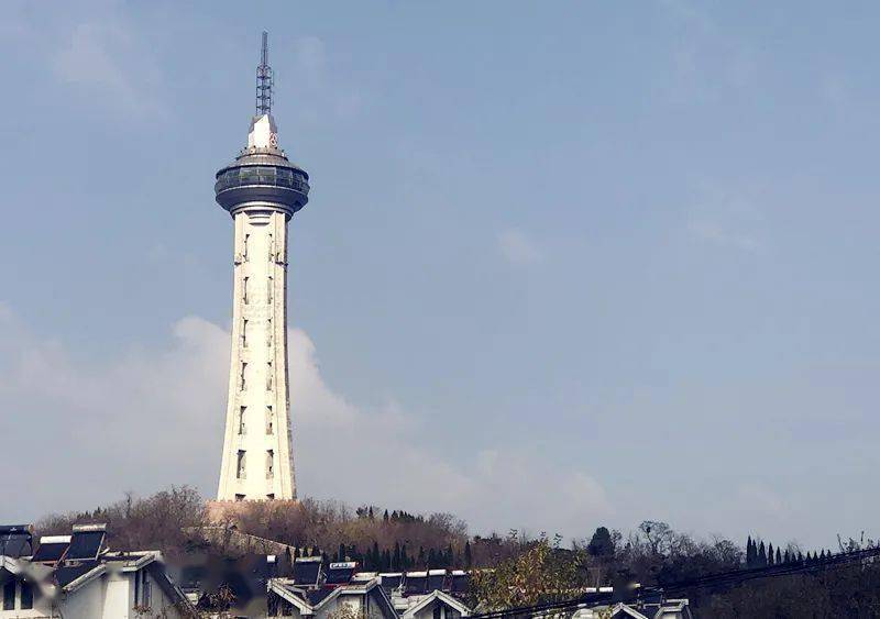 留住乡愁二登卧虎山寻万里塔