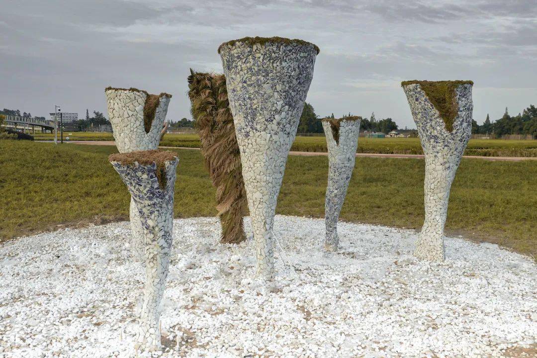 风物共生的天府大地,"长"出23个艺术装置_作品