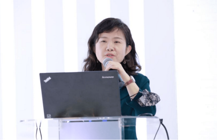 中南大学湘雅医院吴小影教授分享了做smile手术透镜分离时需要关注的