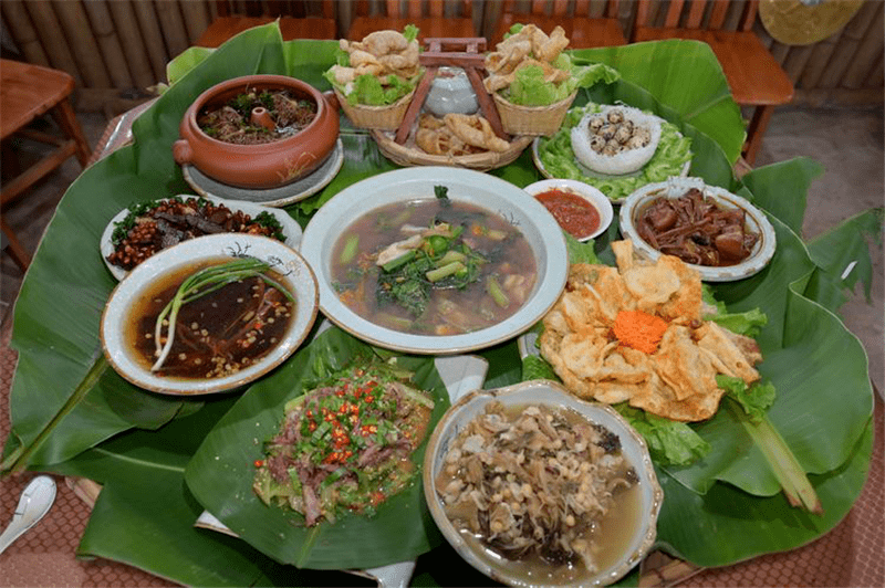 【美食】遗忘在田园里的老"普洱"马帮菜_锣锅