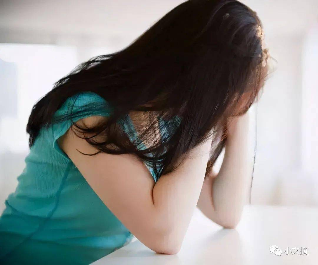 女生該如何克服自卑看看這些女孩子說了些什麼