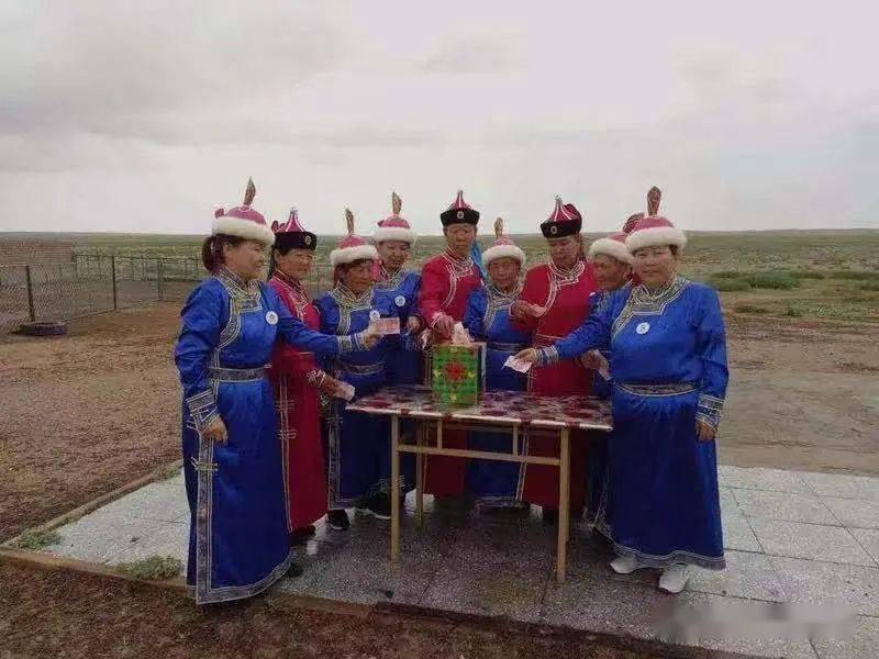 内蒙古铁姑娘成立图片