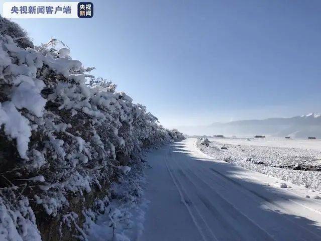滇东,滇中及滇东南地区最高气温将先后下降6～8℃,并伴有小雨局部中雨