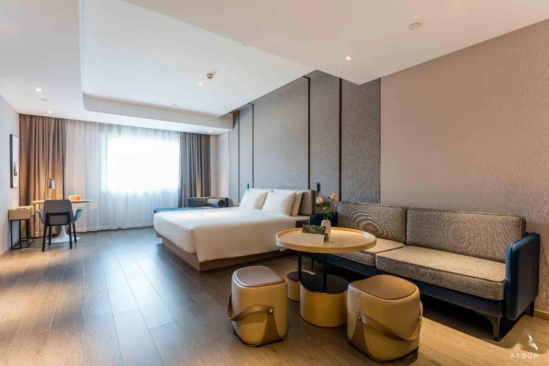 上海宝山侬好啊|新店开业 · 上海宝山殷高西路地铁站亚朵酒店