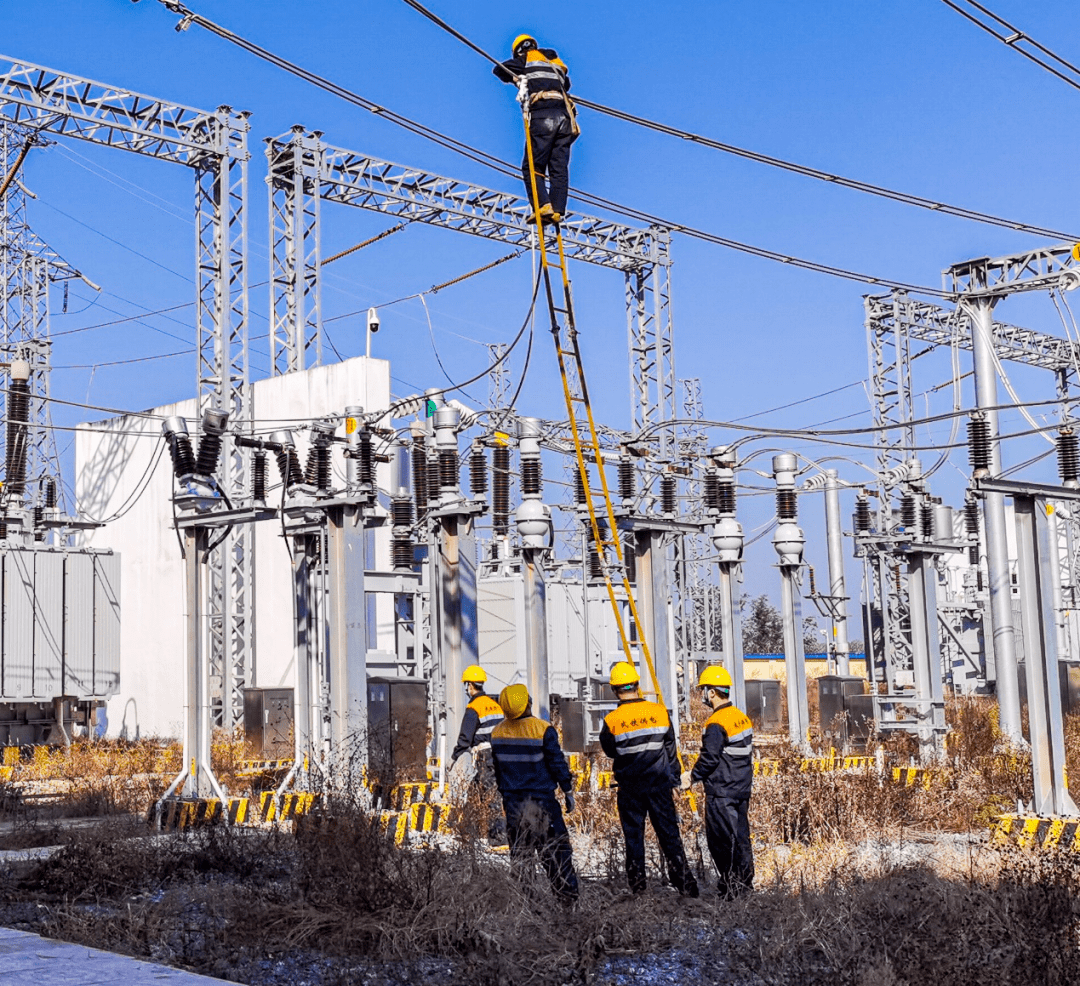 武汉供电段支援浩吉铁路集中修圆满收官