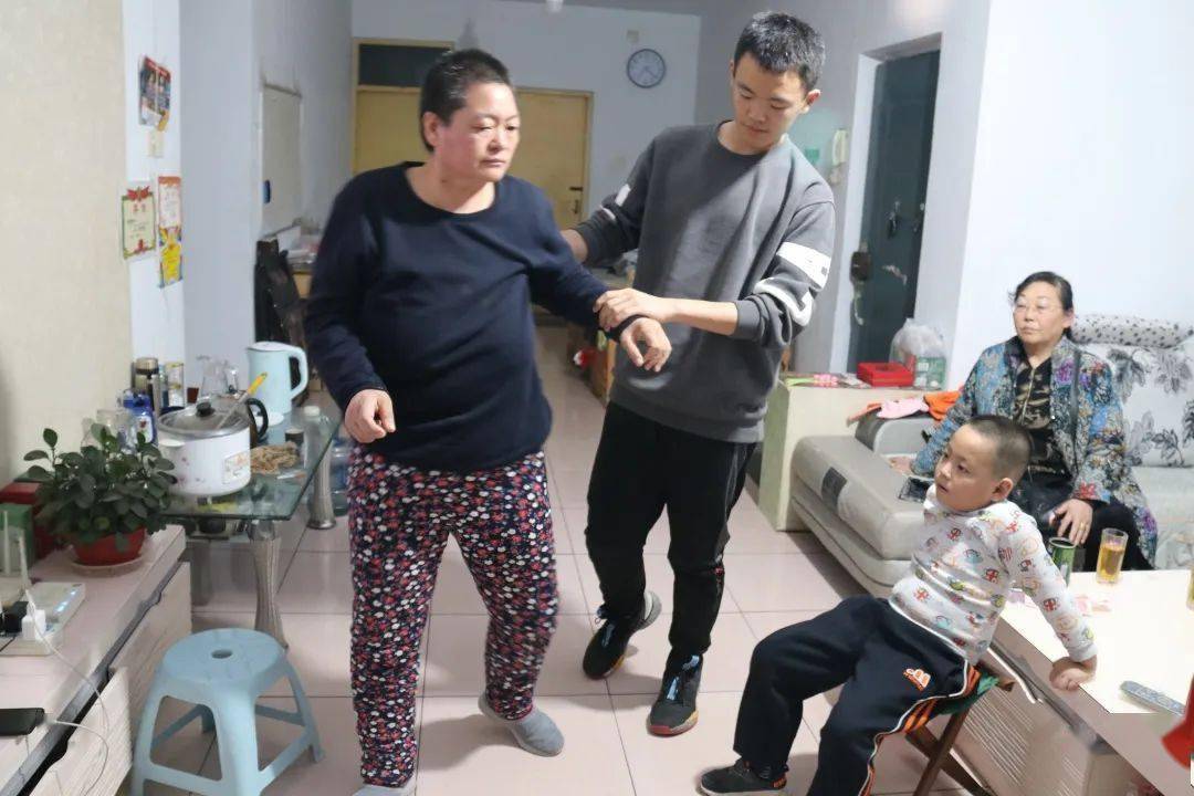 潮汕小品如此孝子图片