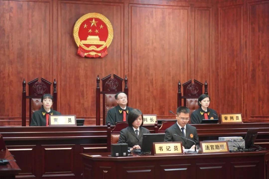 帮助涉黑涉恶罪犯减刑假释安徽高院原院长张坚今日受审被控受贿超7179