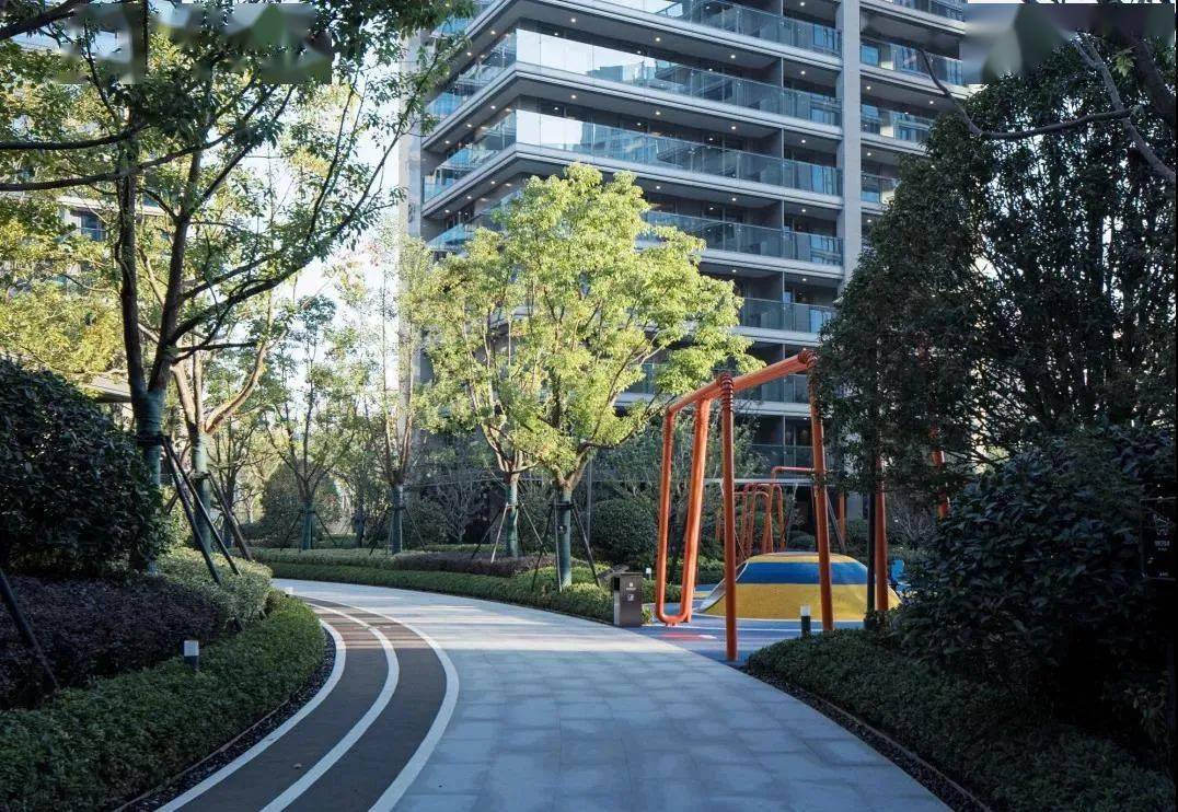 架空层该怎样设计?中国五大地产商对于架空层的策略