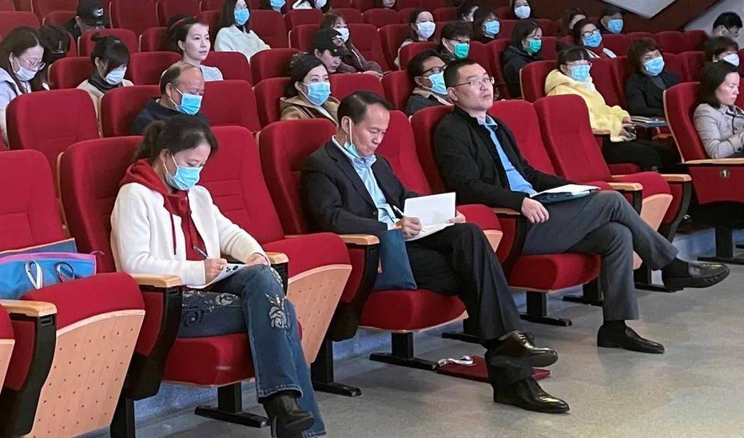 "2020年宝山区文化馆长业务效能提升暨数字文化馆总分馆建设与推进"