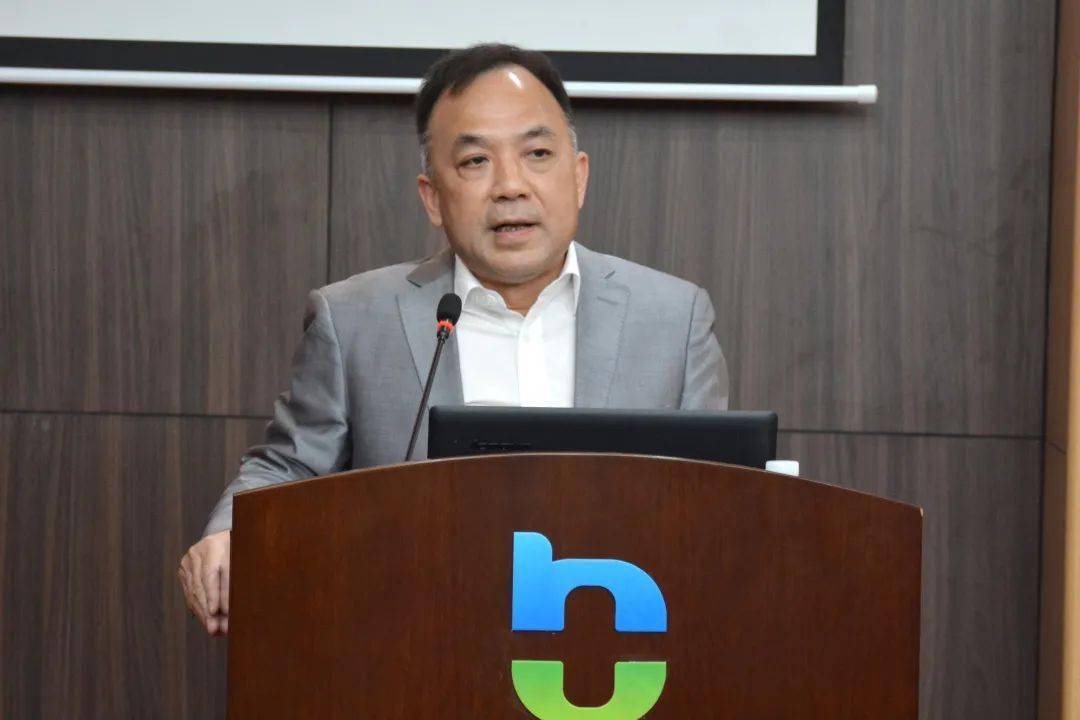 福医大附属二院院长许建华致辞