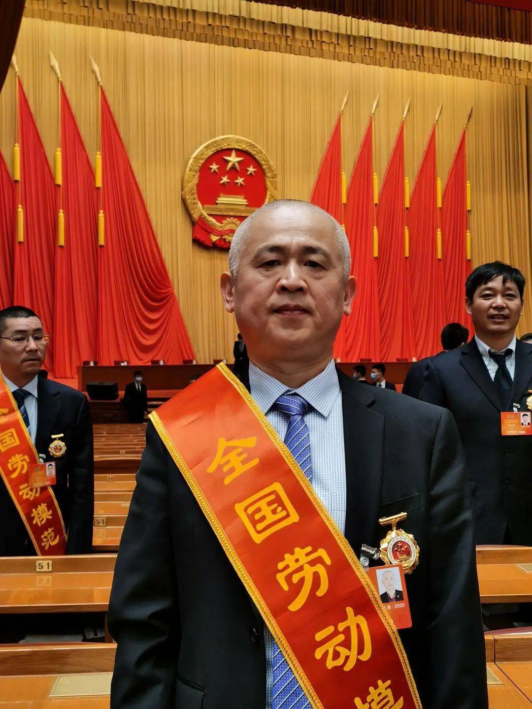 秀洲骄傲全国劳动模范廖洪德在京受表彰