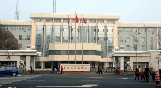 通知中国铁路乌鲁木齐局集团有限公司简介
