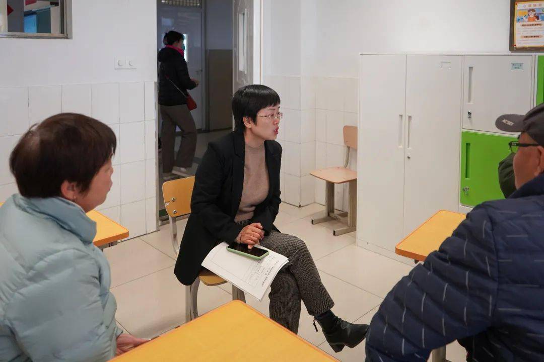 面对面交流,心与心对话——济南七中召开期中阶段性总结家长会