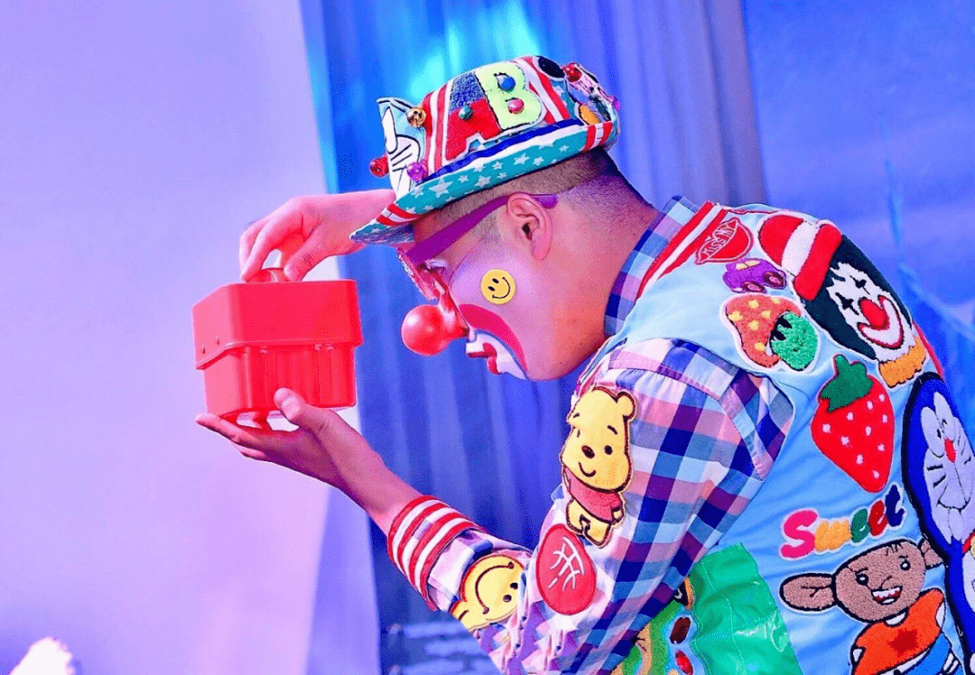 迪士尼小丑天团驾到桂平带你嗨翻周末