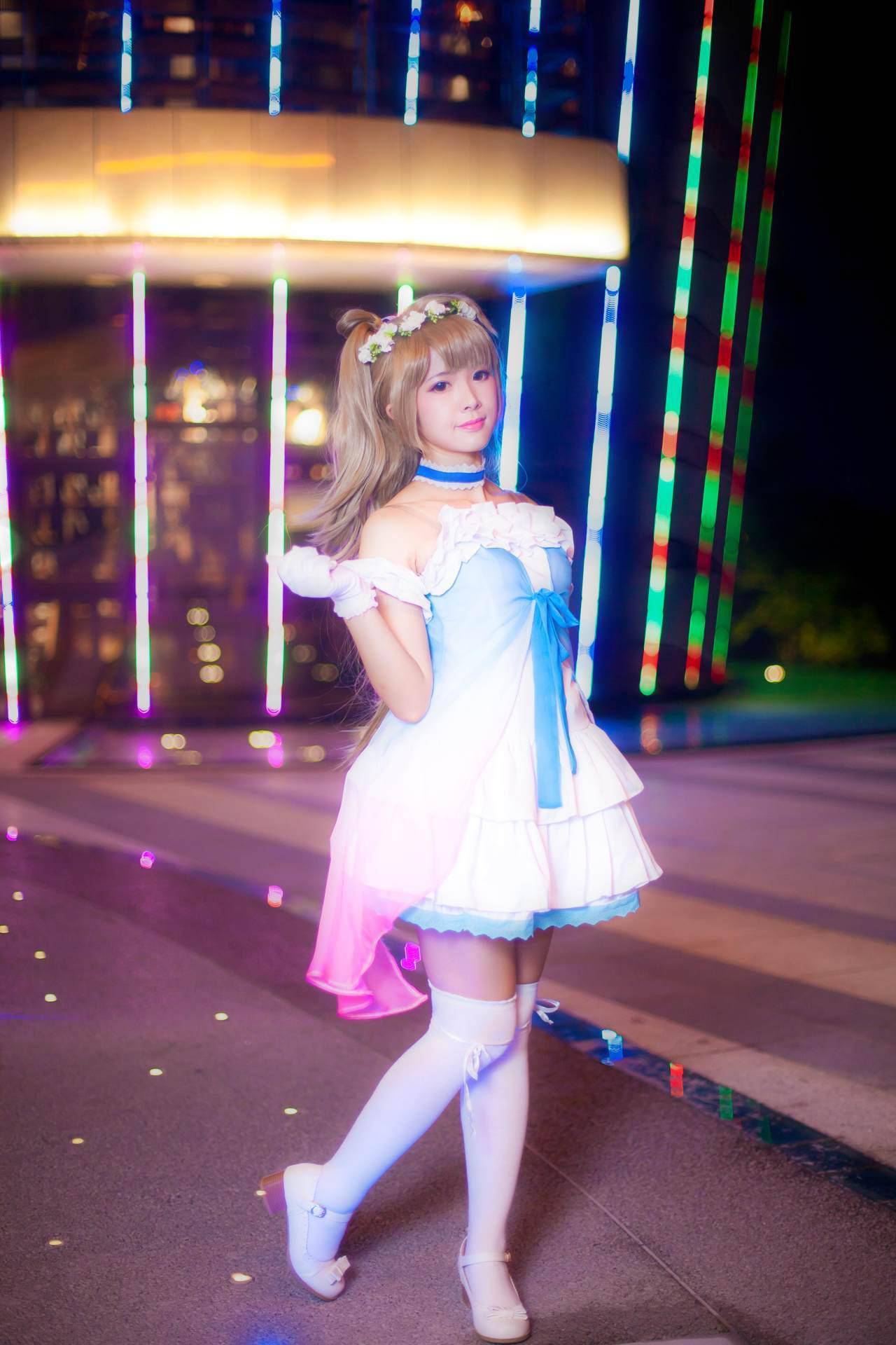 lovelive 南小鸟cosplay,梦想之门