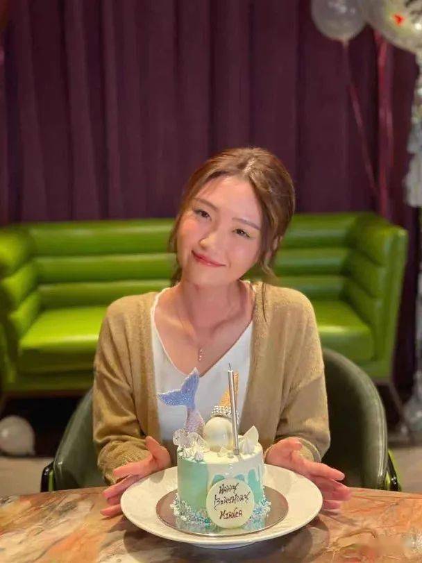 菊梓乔孖妹妹庆生自己搞布置:我畀现金佢