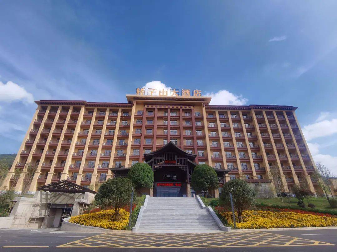 仅售1280元12月发团发昆明轿子雪山海埂大坝3日双动纯玩游