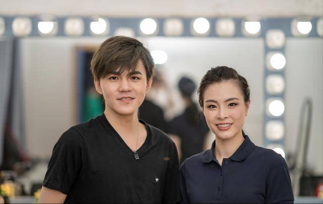 estar失败后,诺言连发四个笑脸,是心有不甘还是事不关己?_梓墨