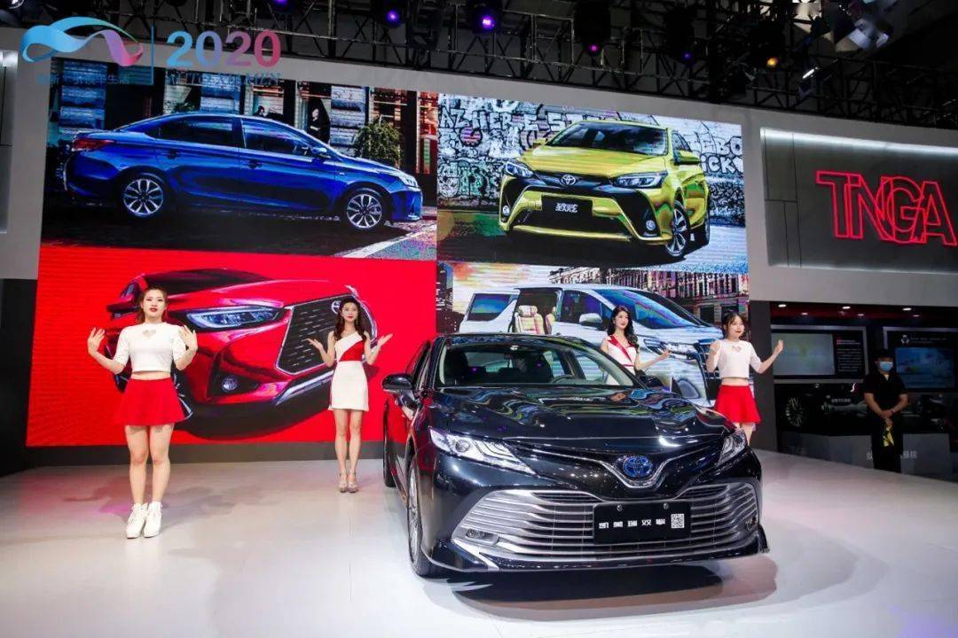 由厦门日报社主办的 2020(第十八届)厦门国际车展 昨日在会展中心盛大