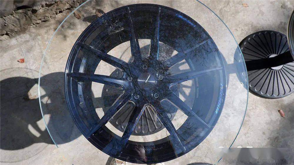 改装爱好者家中必备轮圈茶几酷乐汽车