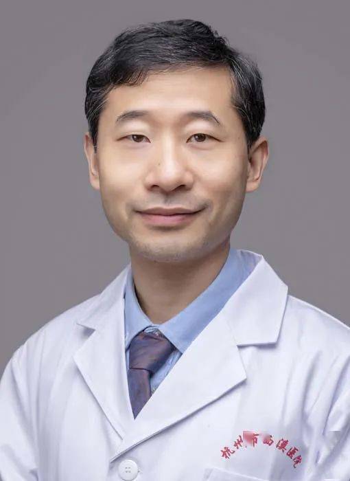 马文骏在医院感染控制工作运行平稳之后,作为一名传染科医生,骆欣积极