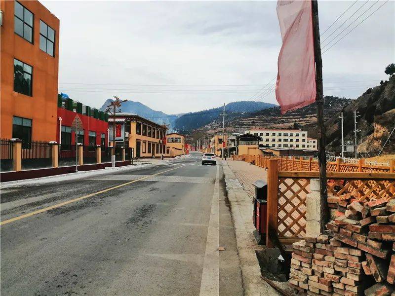 来源:若尔盖发布 《红原县:开展联合执法活动集中整治市容市貌》 返回