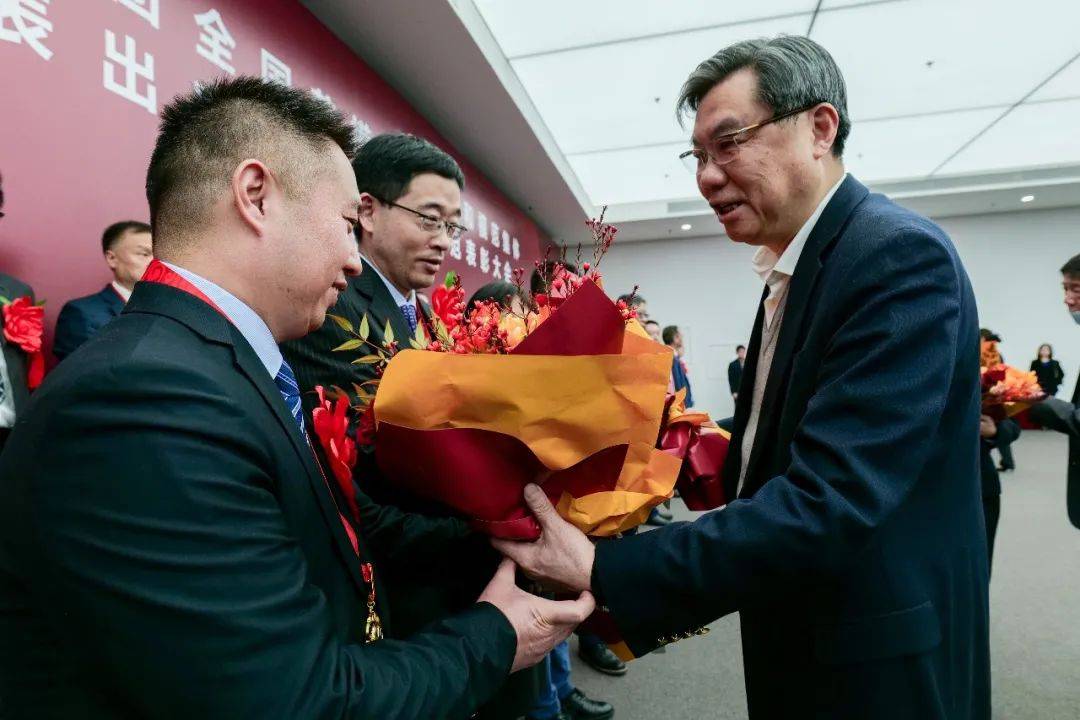 邱国华,捷能三电技术创行团队受到上海市的隆重表彰!