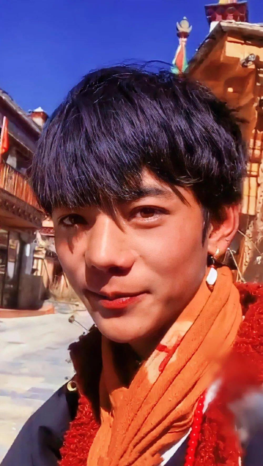 手机壁纸头像丁真