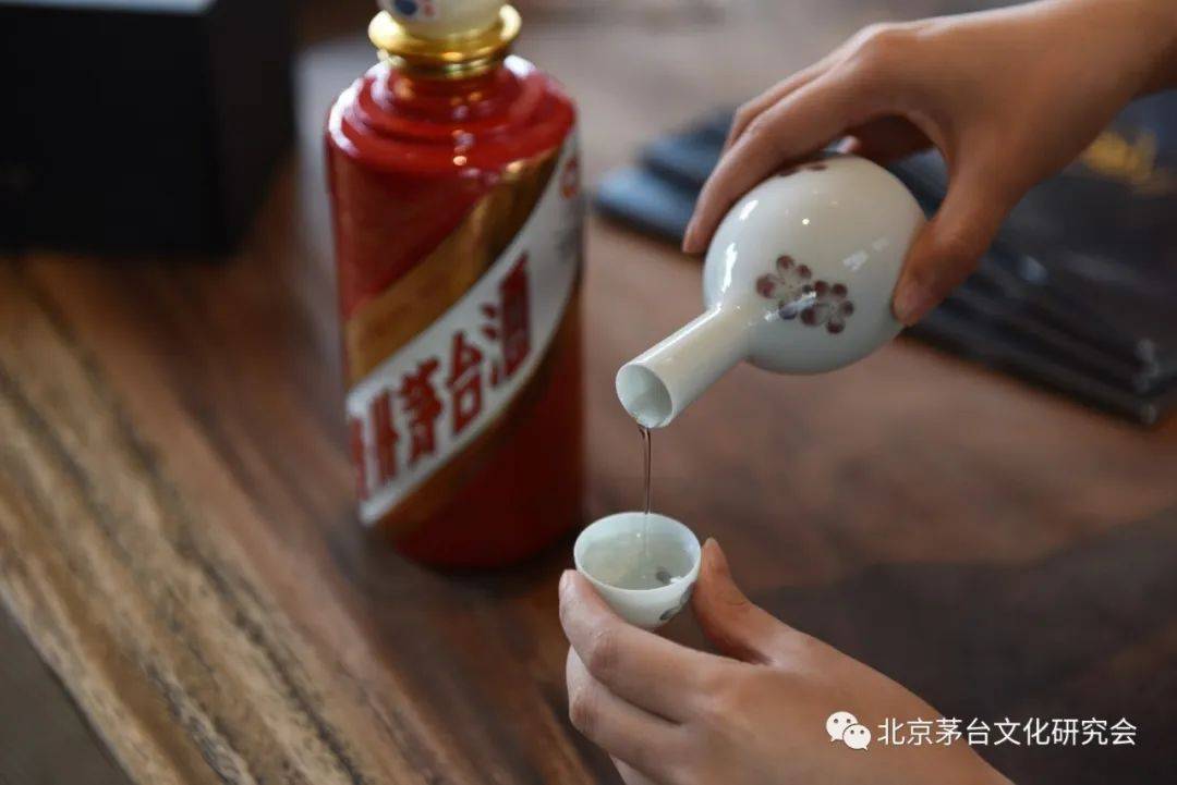 研究为什么干酒人都喜欢寒夜雅酌