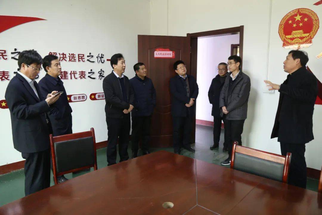 省农业农村厅合作经济指导处处长王乃生一行到长山镇调研