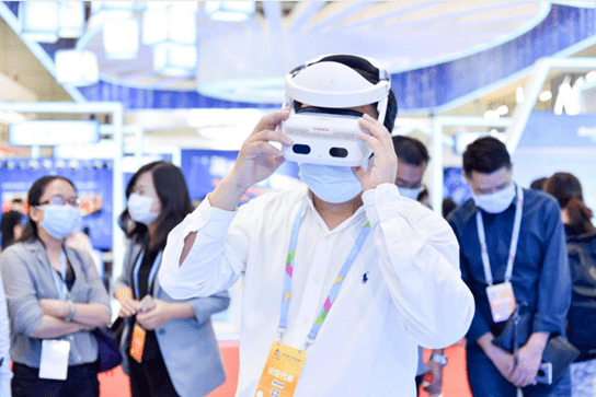 优质服务体验季我是服务体验官5g有多美好等你来体验