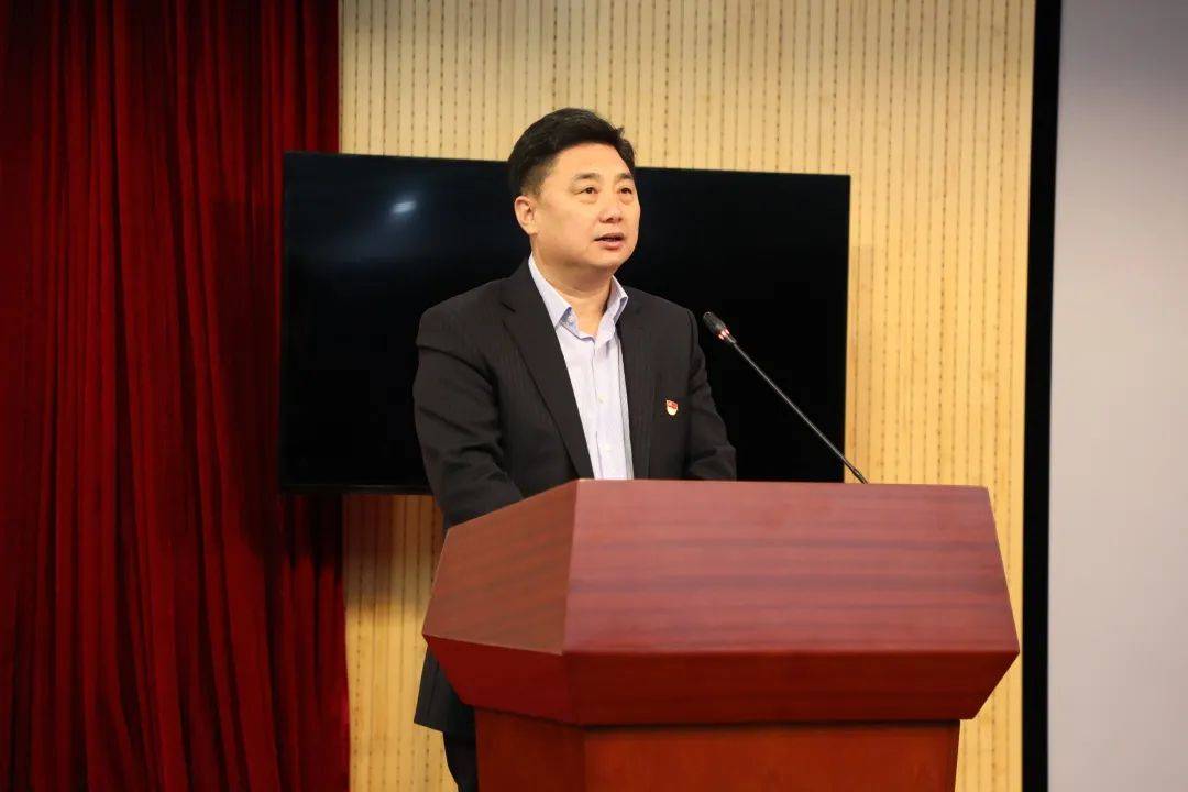 专题学习班结业式举行,区工委书记,管委主任吕晓东代表经区做交流发言