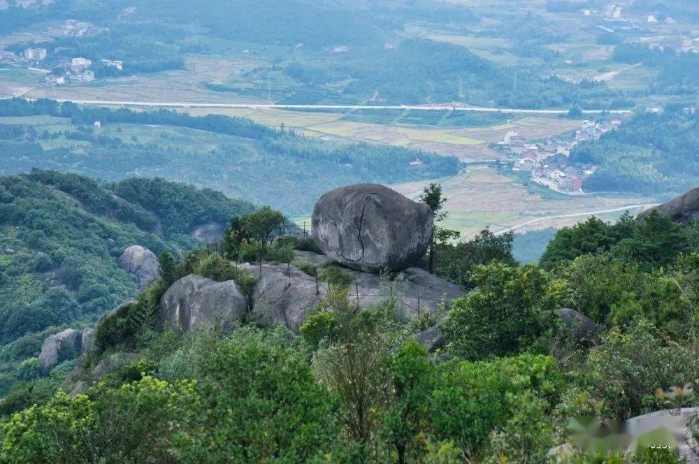 莆田这座山被宋人称之小武夷据说还是座驱邪山