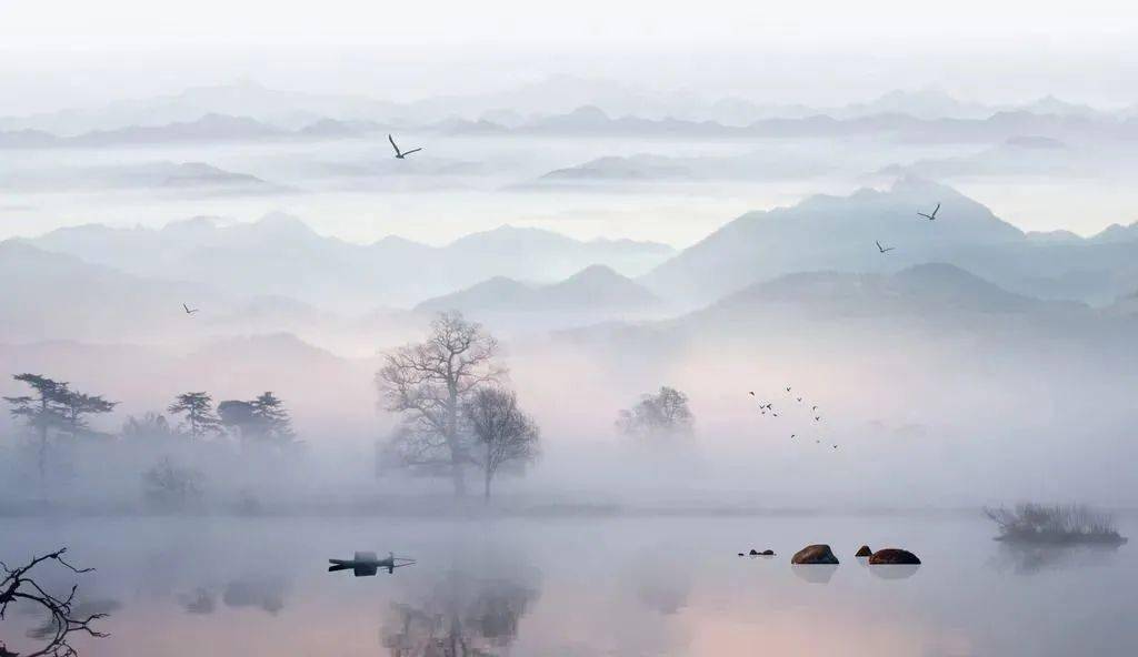 浅近的有"秋夜凉风夏时雨,石上清泉竹里茶"典雅的如"欲把西湖比