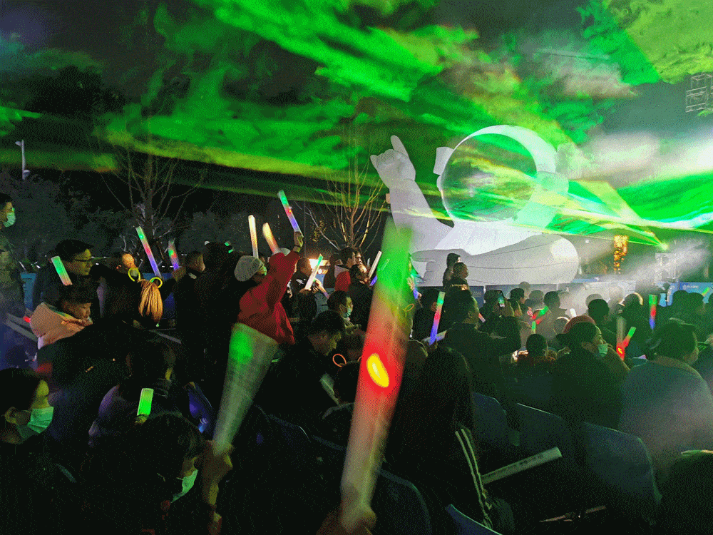 电光劲舞团街舞大师们炫酷有型现场充满竞技性舞者们激烈的比拼精湛的