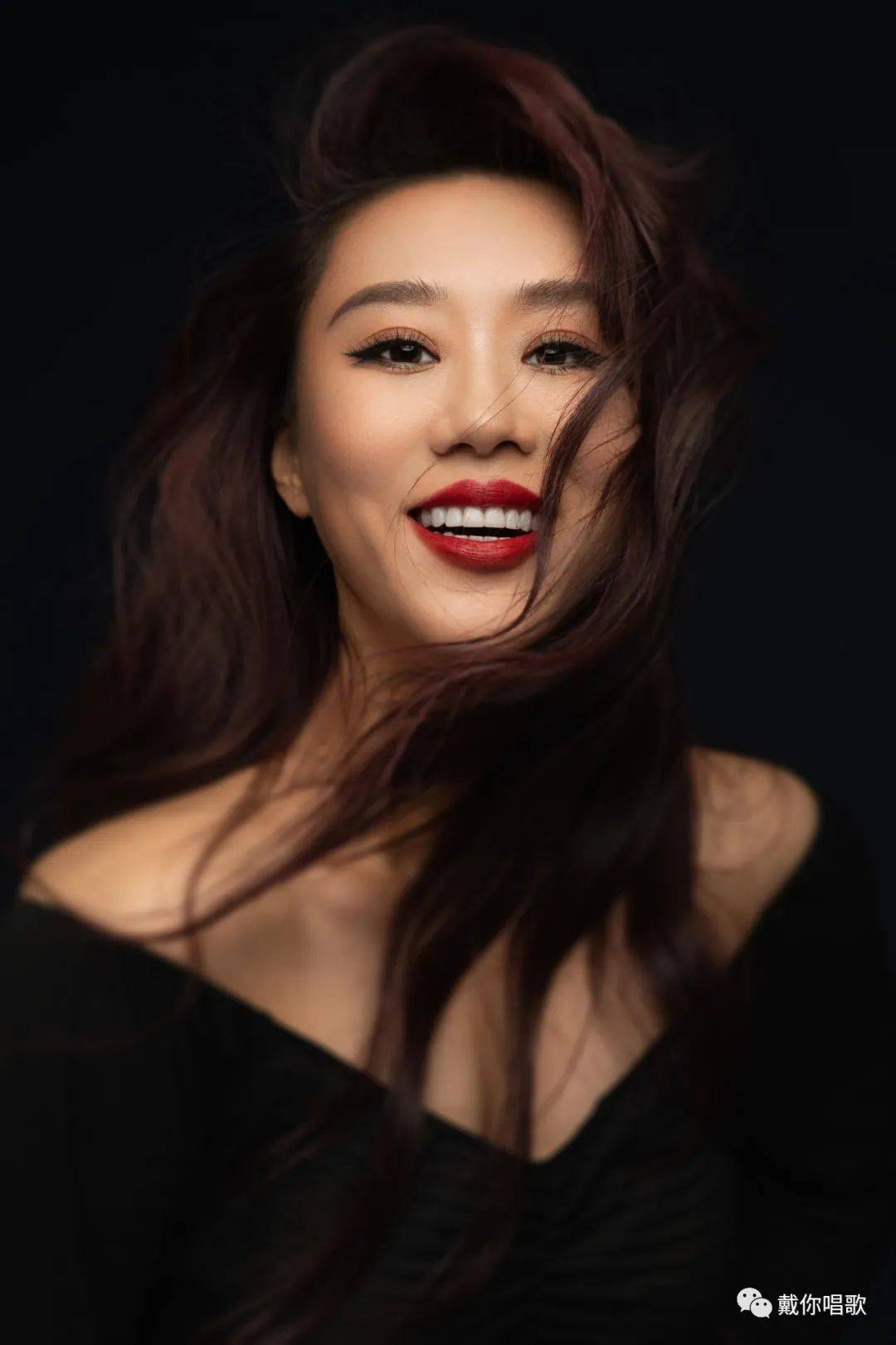 陈钰 钢琴艺术指导张龙曾经合作过的合作过的指挥家有吕嘉,李心草