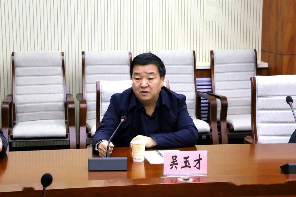 瓜州县政府来我校考察职业教育发展