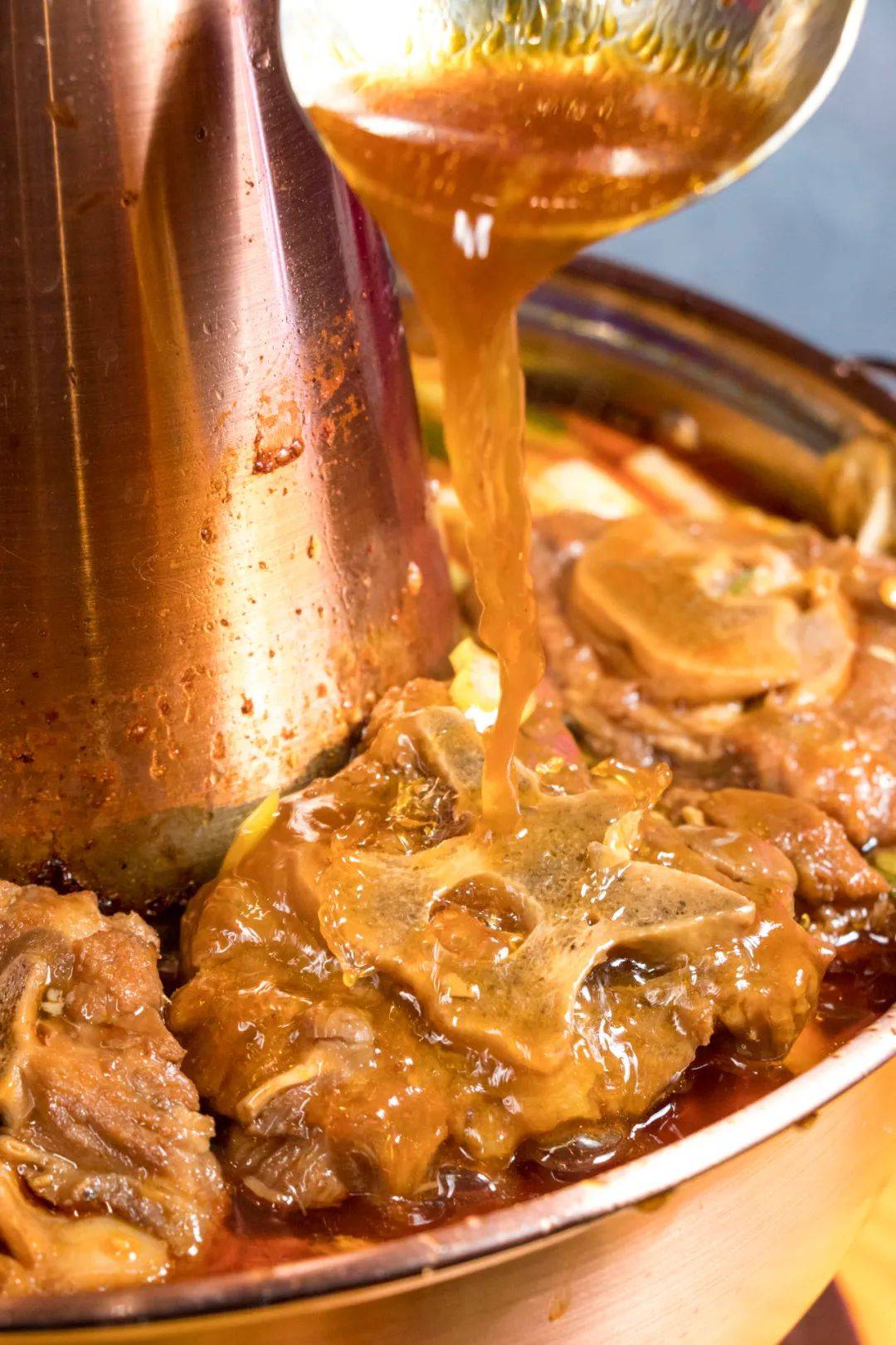 "这家店要是不排队,我请你吃!