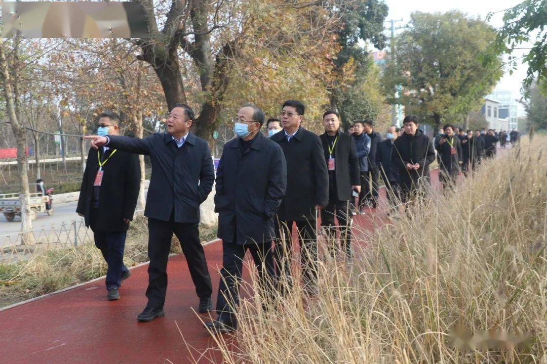 吴中阳带领部分驻洛省人大代表到商丘异地视察