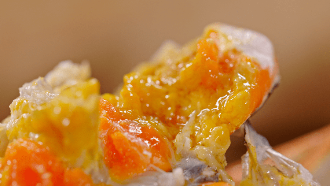 当涂螃蟹都没什么名分,甚至很多被运到江苏当作阳澄湖螃蟹销售