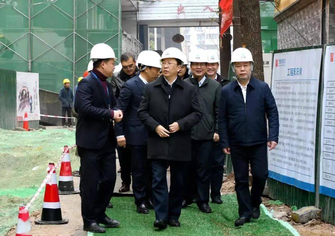 谭勇副市长一行开展城市更新及铁路沿线环境整治调研